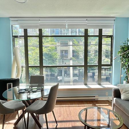 Downtown 1Br Condo At Granville Strip Near English Bay Vancouver Luaran gambar